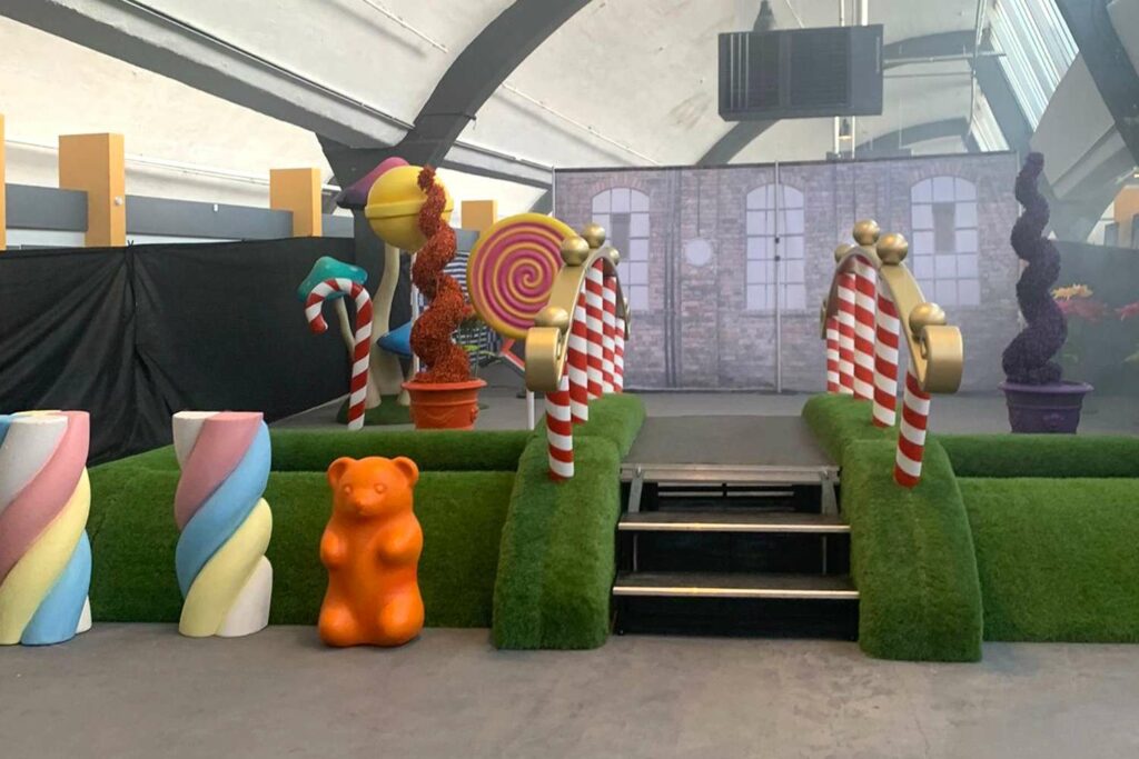 Marketing Beat breaks down just what went wrong at Glasgow's ill-fated Willy's Chocolate Experience that has since found global viral fame.