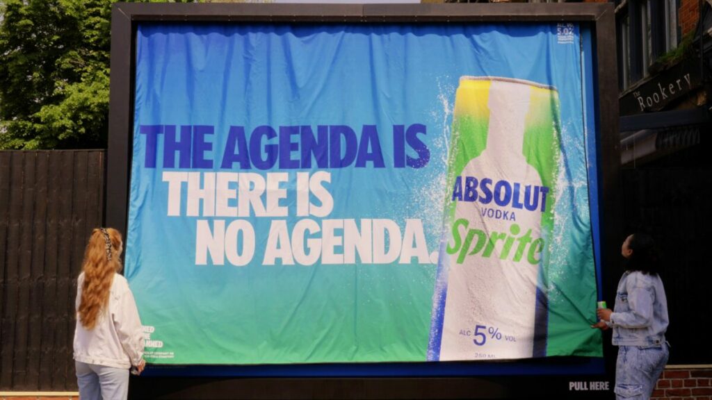Absolut Vodka and Sprite have transformed billboards into giant picnic blankets to help Londoners indulge in the ultimate unplanned hangout