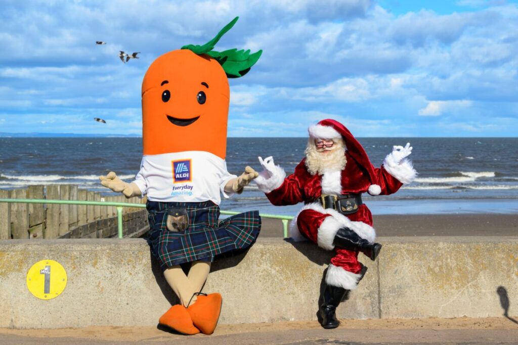 Aldi Scotland has enlisted both Kevin the Carrot and Santa as it tells Scots to 'Clear yer heid' in the run-up to the festive season. 