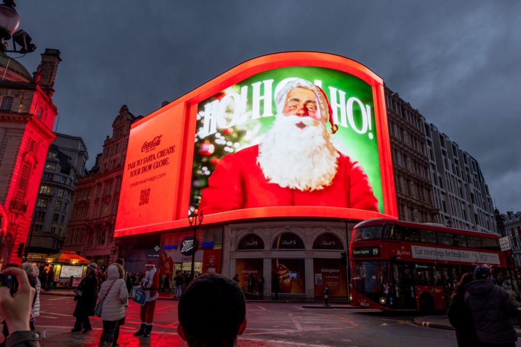 Coca-Cola has launched an interactive 3D animation as part of its Piccadilly Lights residency in London.